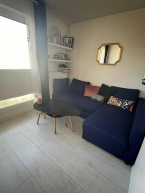 Paris Montmartre Apartment with a View and Swimming Pool Access